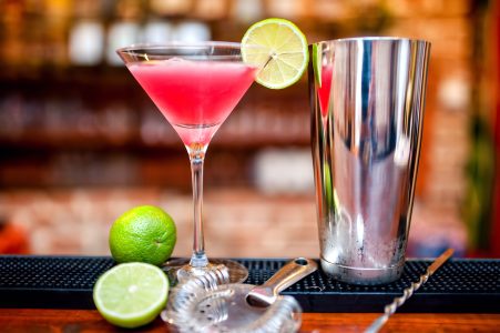 Cosmopolitan drink och shaker